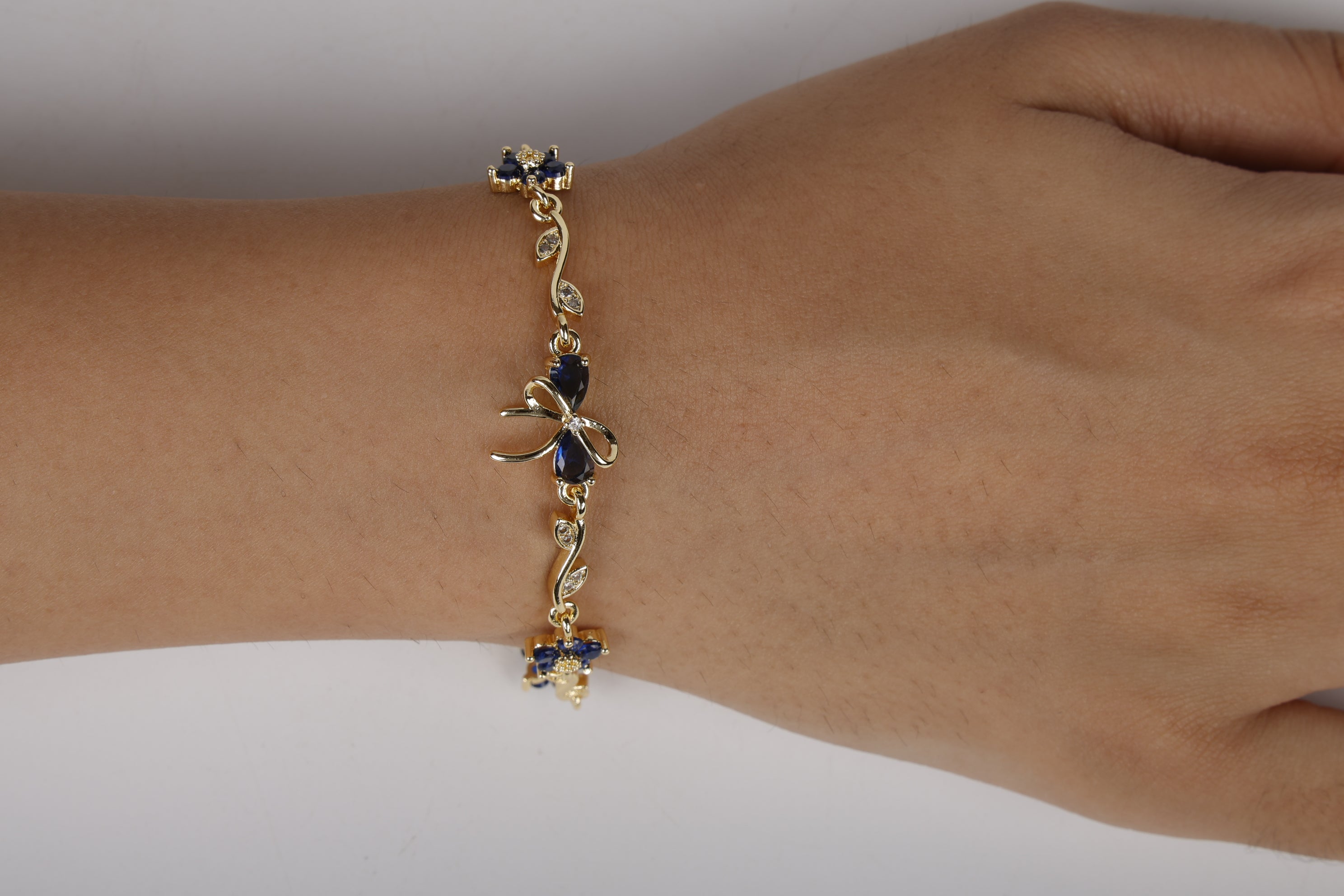 Bloom & Bow Bracelet