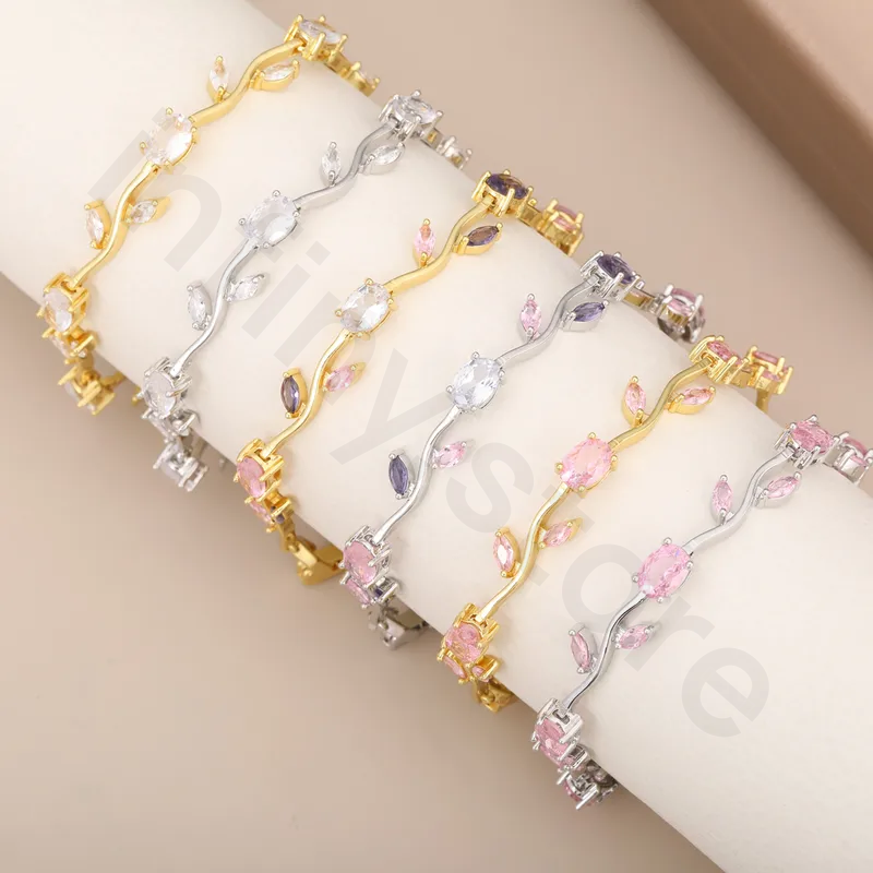 Watermarked - Tulip Bracelet